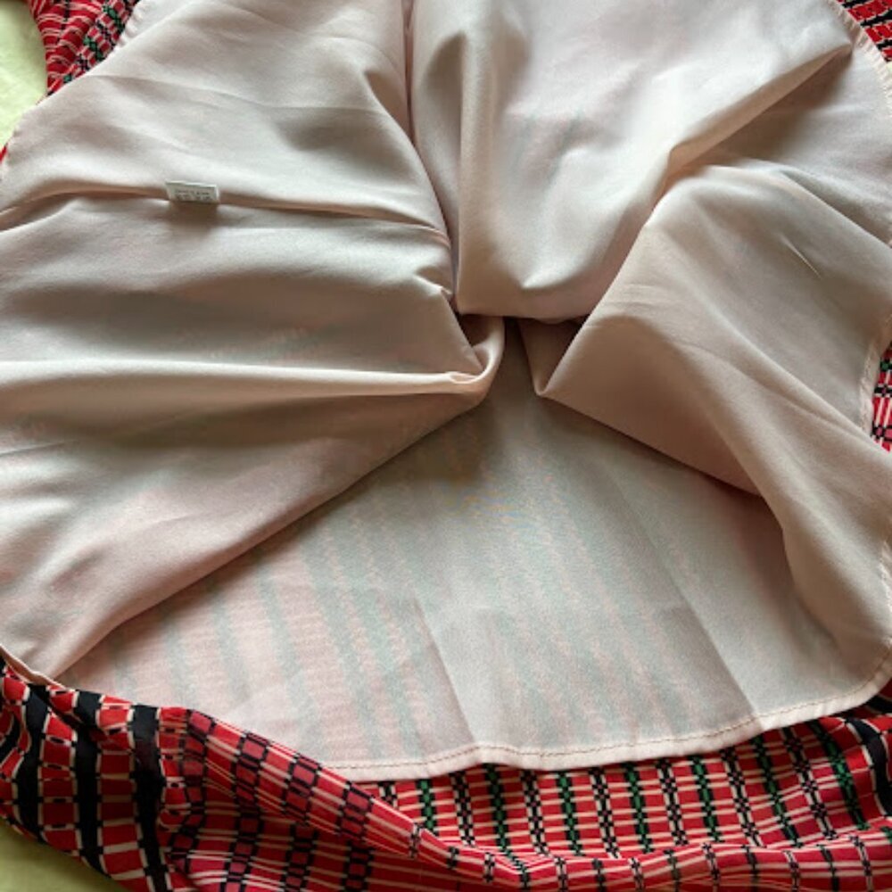 UVM | Geometric Retro Print Midi Dress | Red & Black | Size L | NWOT - Picture 4 of 4